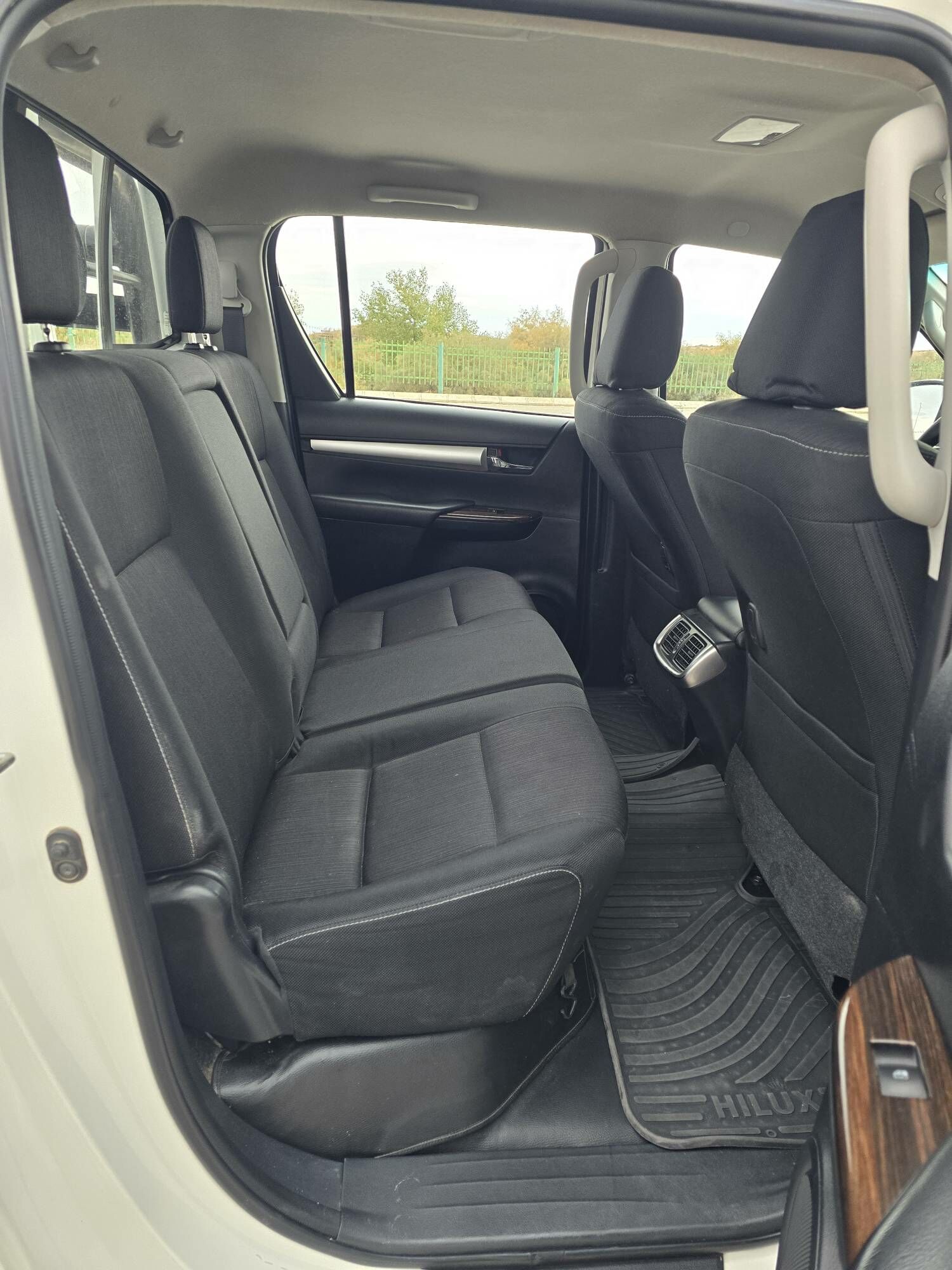 Toyota Hilux 2016 - 467 000 TMT - Aşgabat - img 4