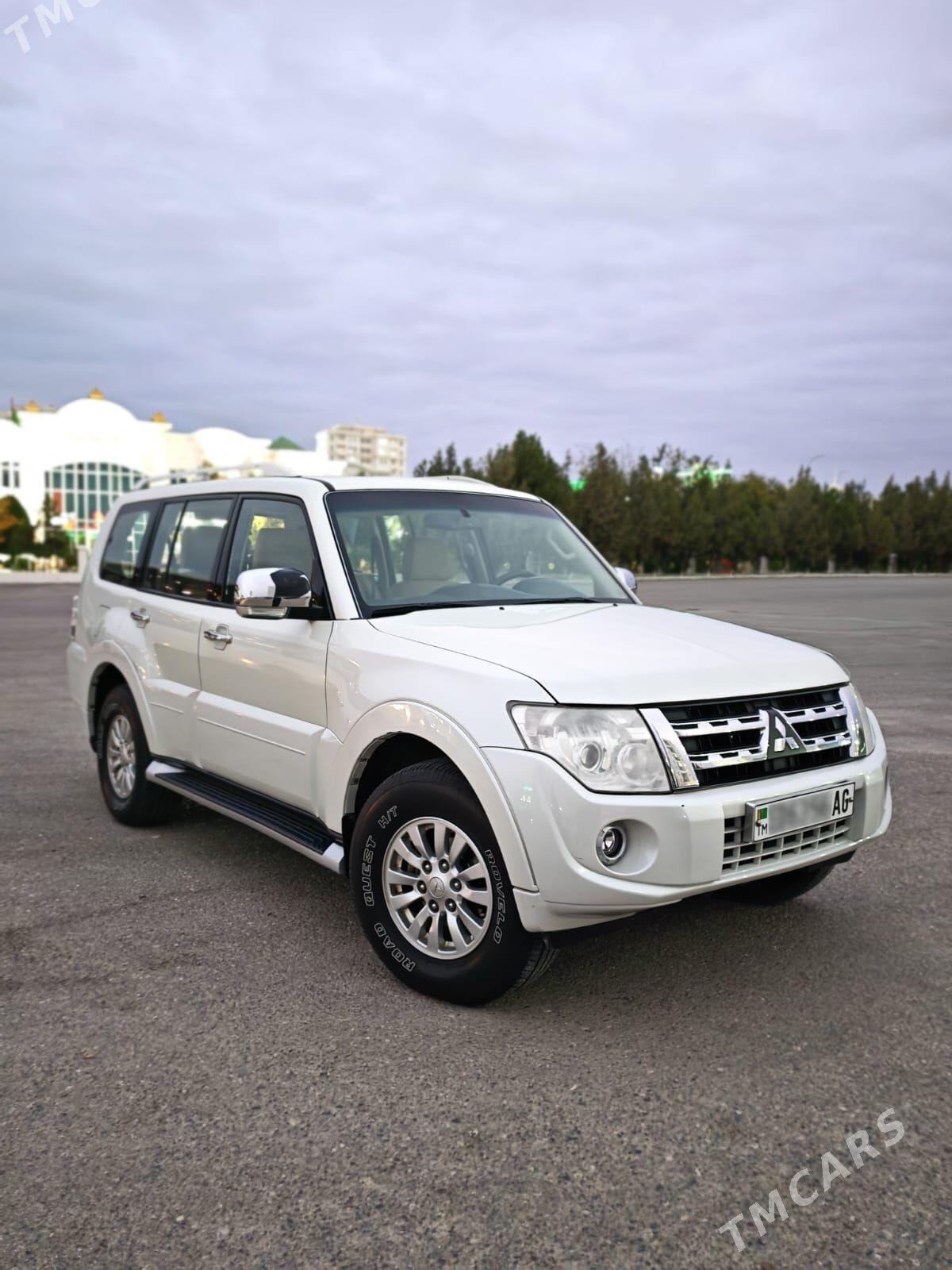 Mitsubishi Pajero 2014 - 289 000 TMT - Чоганлы - img 1