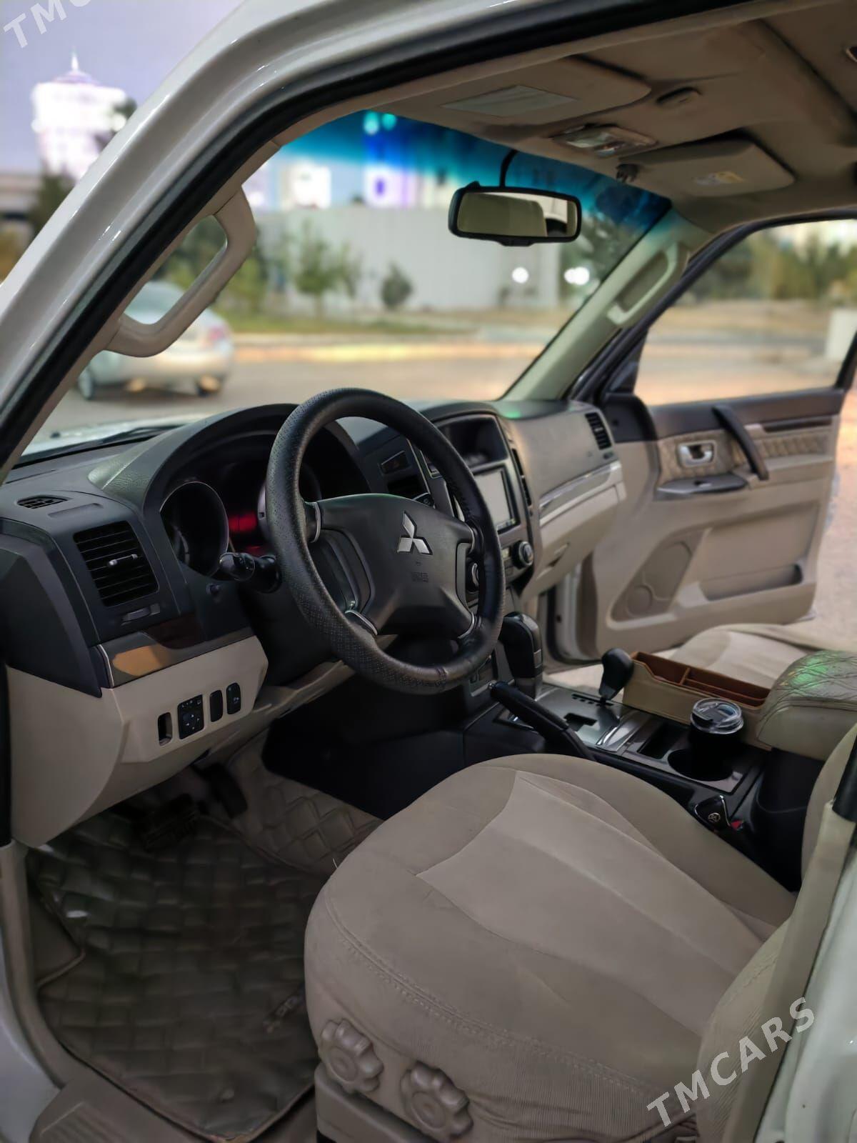 Mitsubishi Pajero 2014 - 289 000 TMT - Чоганлы - img 4