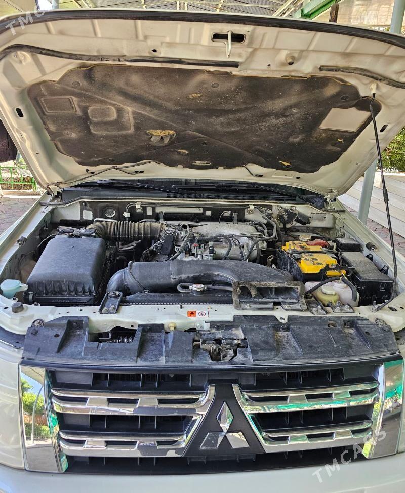 Mitsubishi Pajero 2014 - 289 000 TMT - Чоганлы - img 8