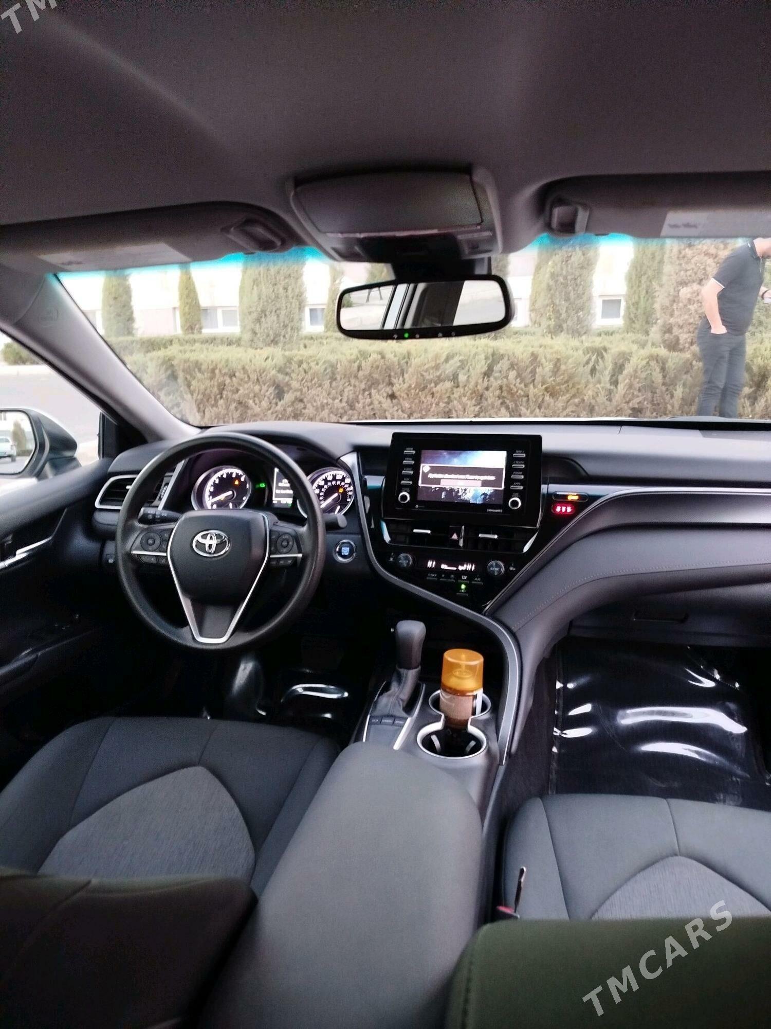 Toyota Camry 2022 - 300 000 TMT - Мары - img 4