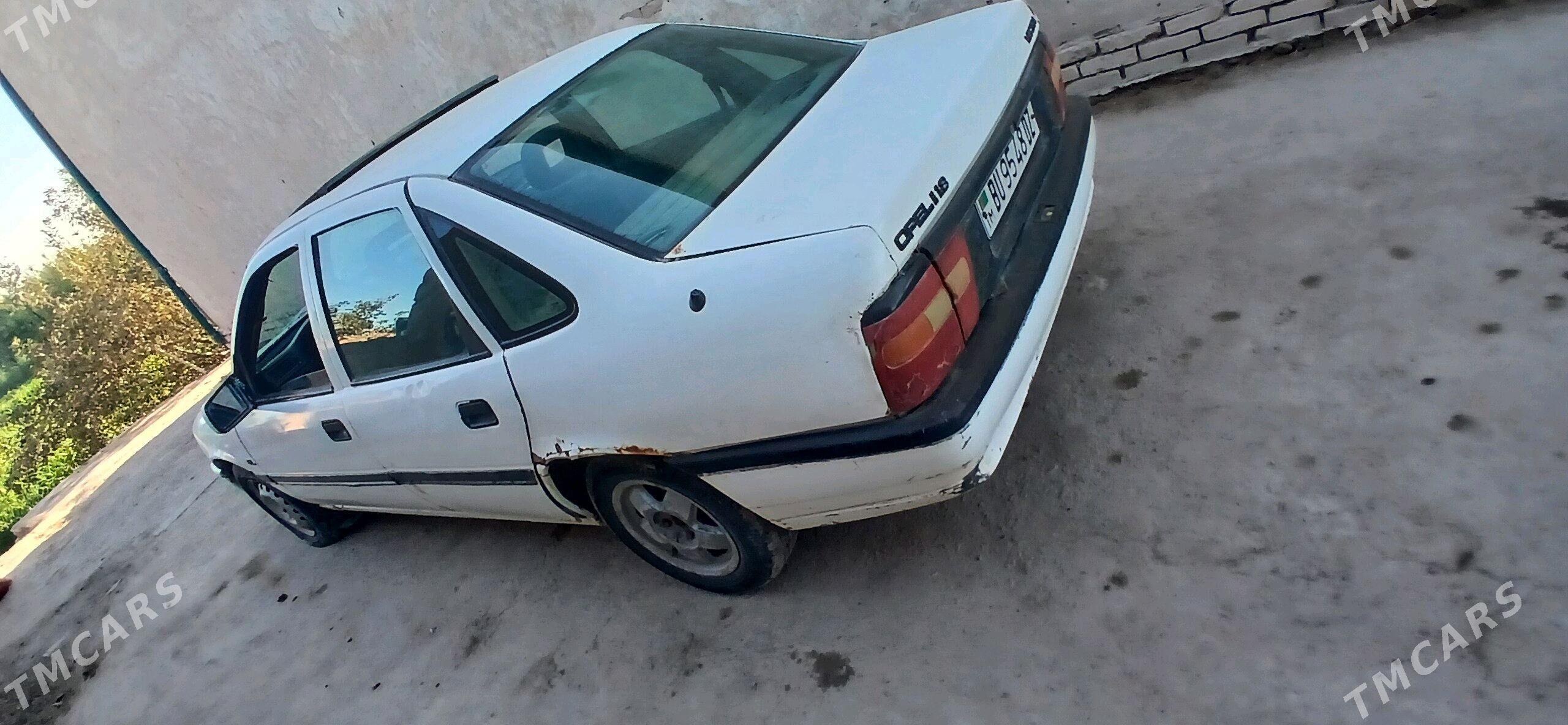 Opel Vectra 1991 - 13 000 TMT - Гурбансолтан Едже - img 2
