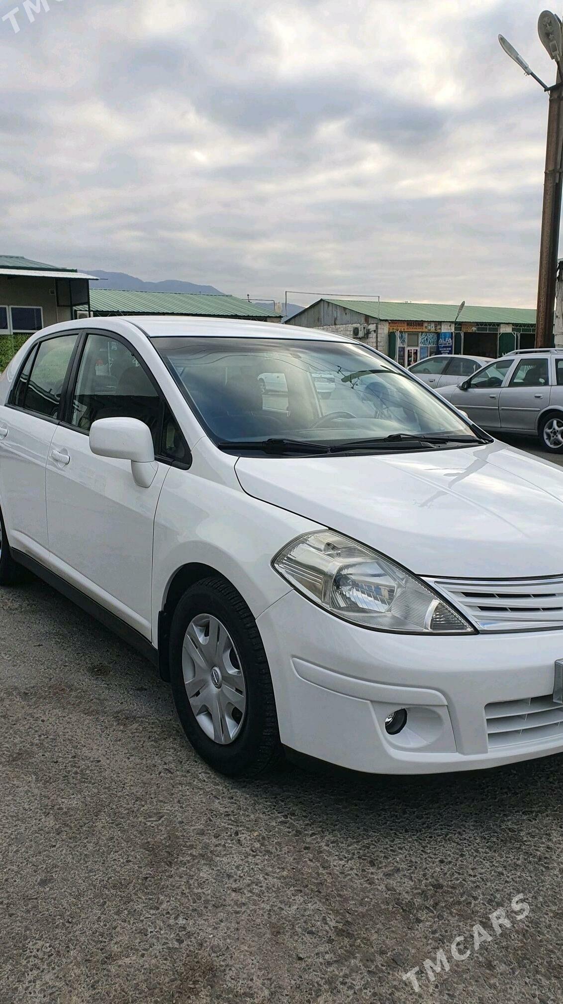 Nissan Versa 2011 - 130 000 TMT - Büzmeýin - img 2