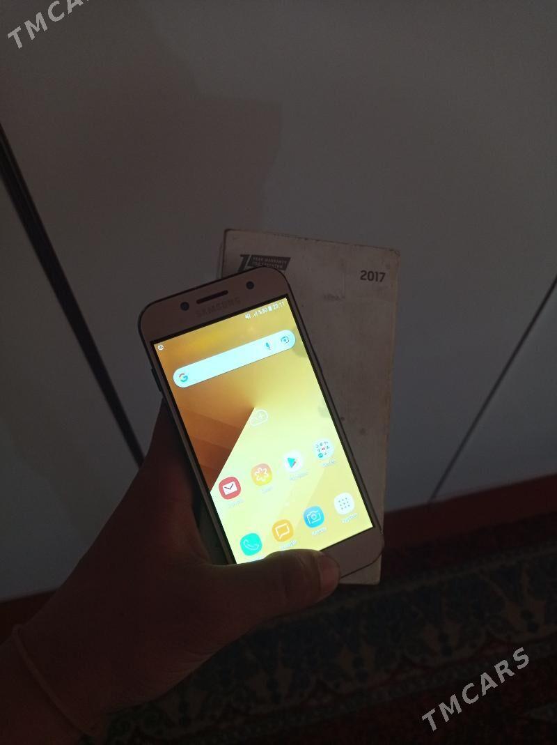 Samsung A3 17 - Бахарден - img 3