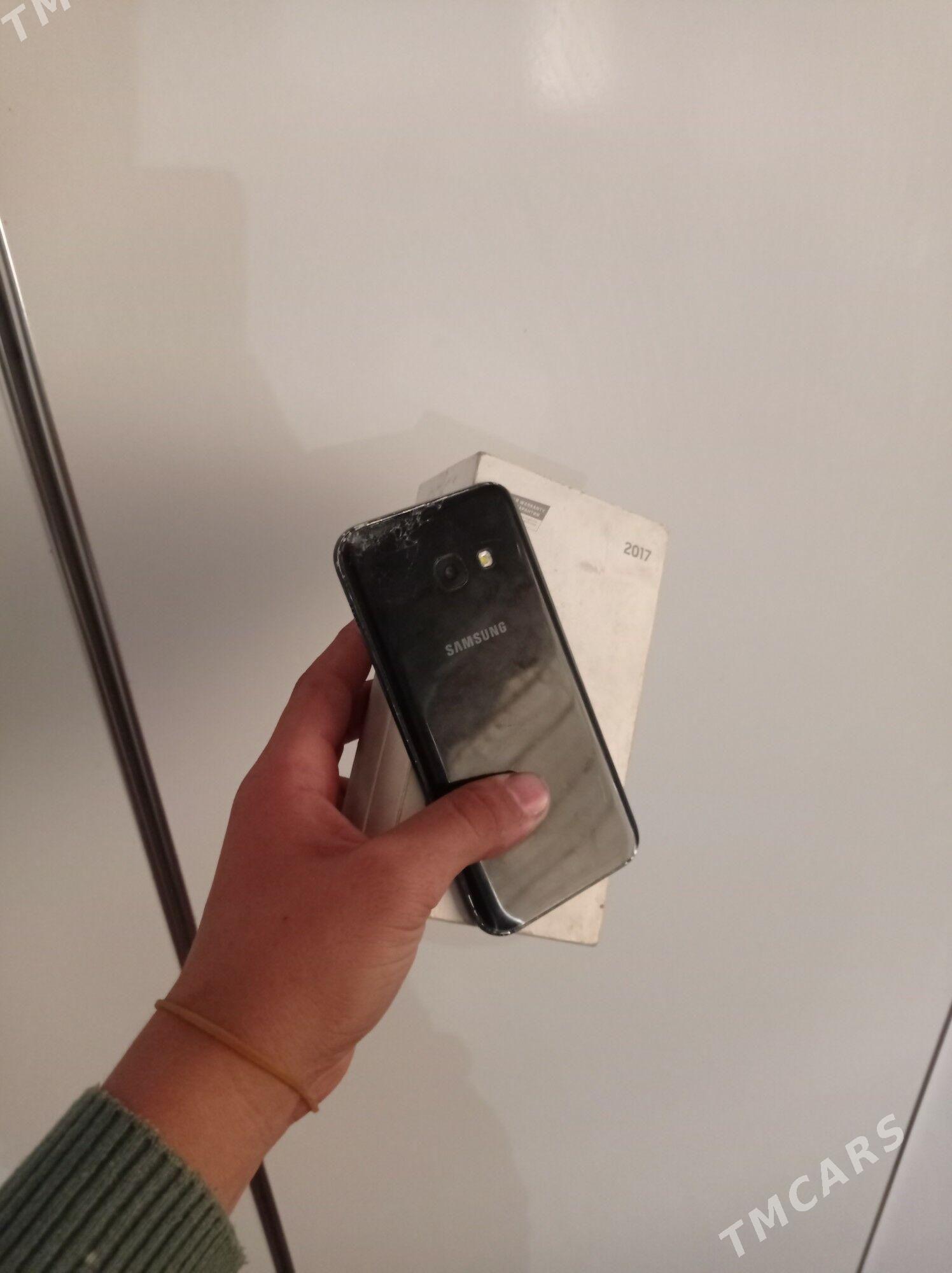 Samsung A3 17 - Бахарден - img 2