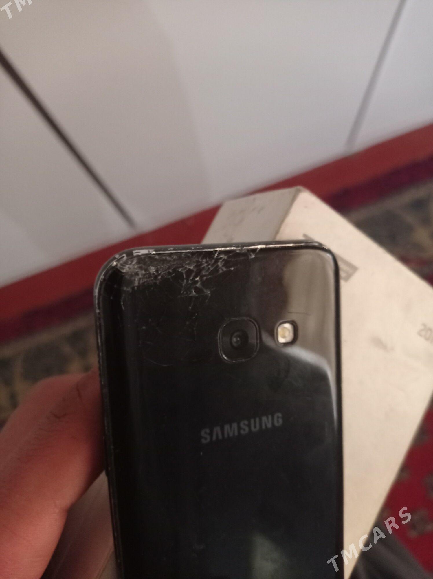 Samsung A3 17 - Бахарден - img 4