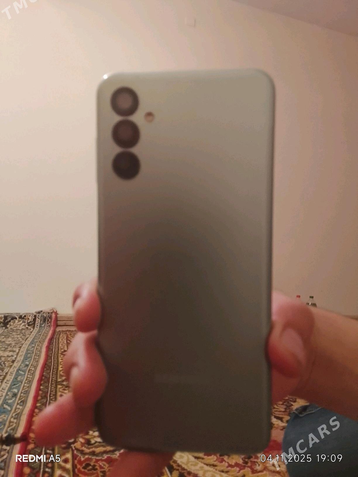 samsung m13 - Байрамали - img 1