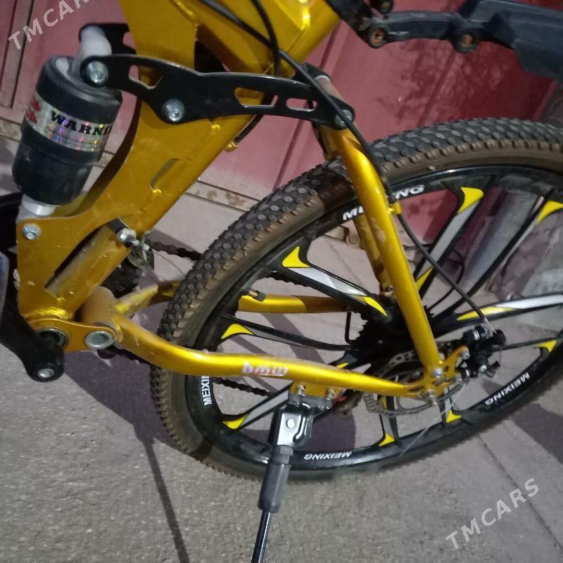 BMW - Хазар - img 5