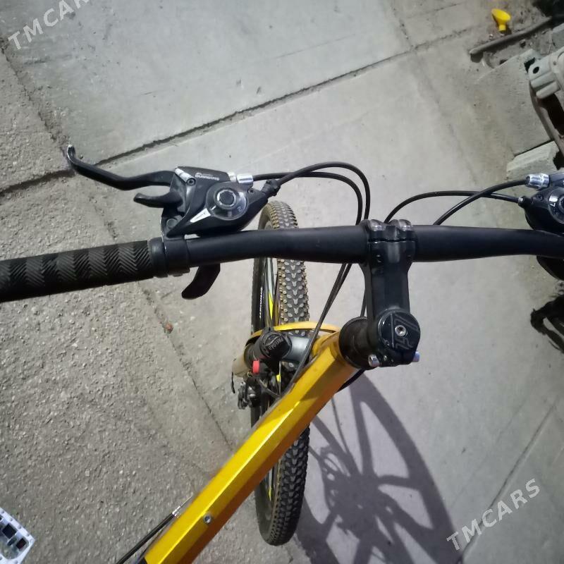 BMW - Хазар - img 6