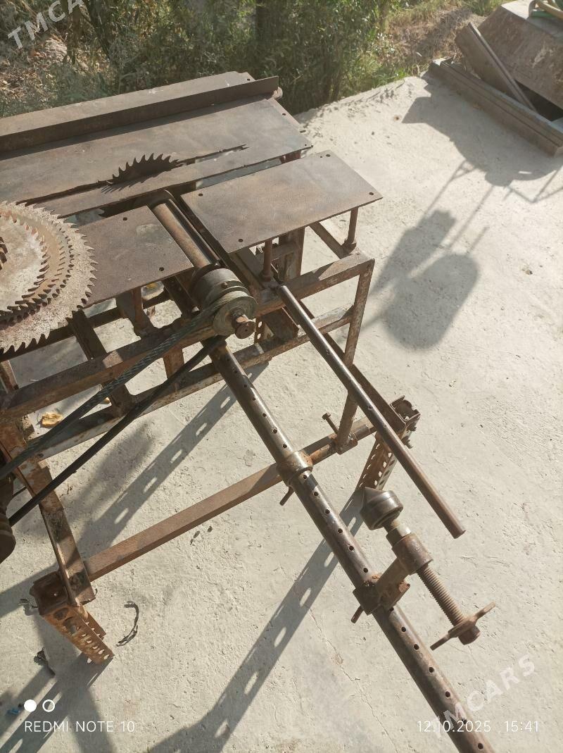 agaç kesÿän stanok - Farap - img 1