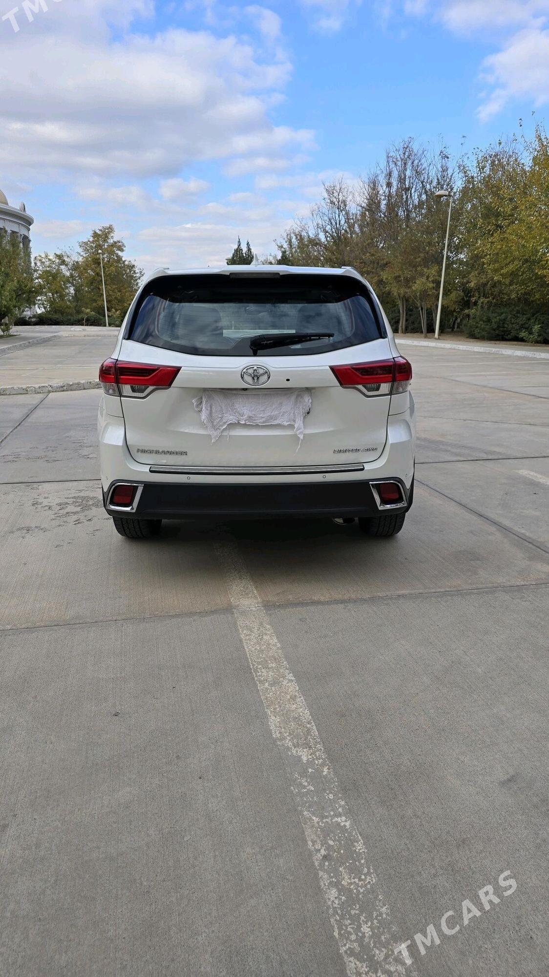 Toyota Highlander 2019 - 600 000 TMT - Ашхабад - img 2