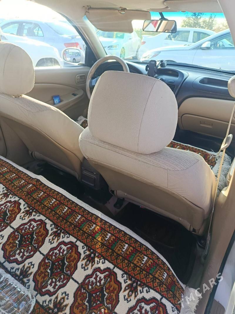 Nissan Sunny 2010 - 140 000 TMT - Бекреве - img 9