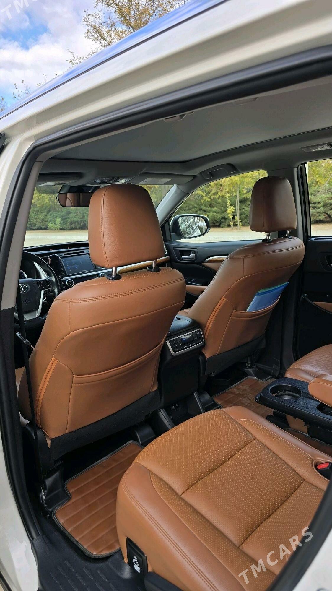 Toyota Highlander 2019 - 600 000 TMT - Ашхабад - img 8