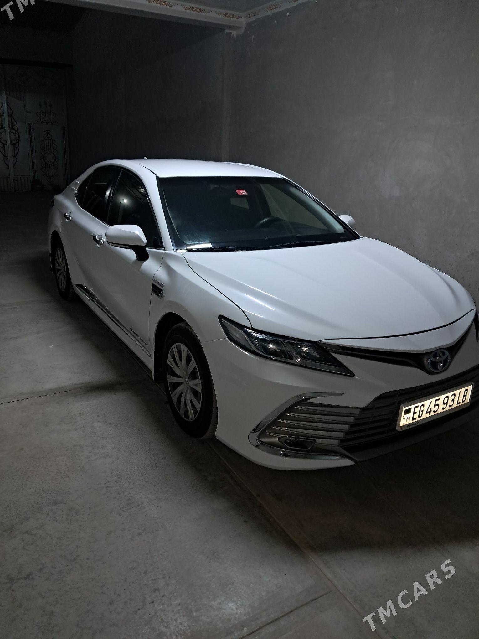 Toyota Camry 2021 - 260 000 TMT - Саят - img 1