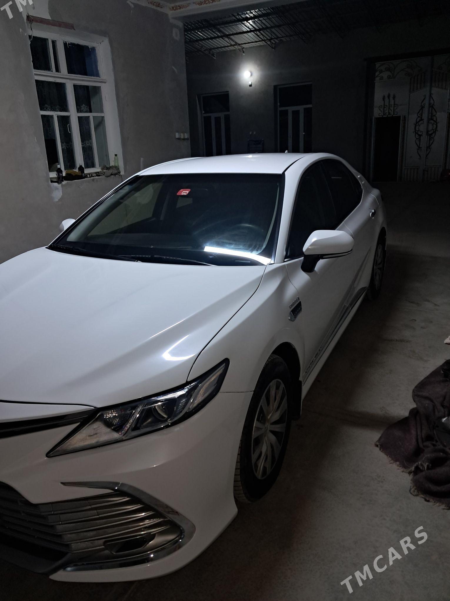 Toyota Camry 2021 - 260 000 TMT - Саят - img 4