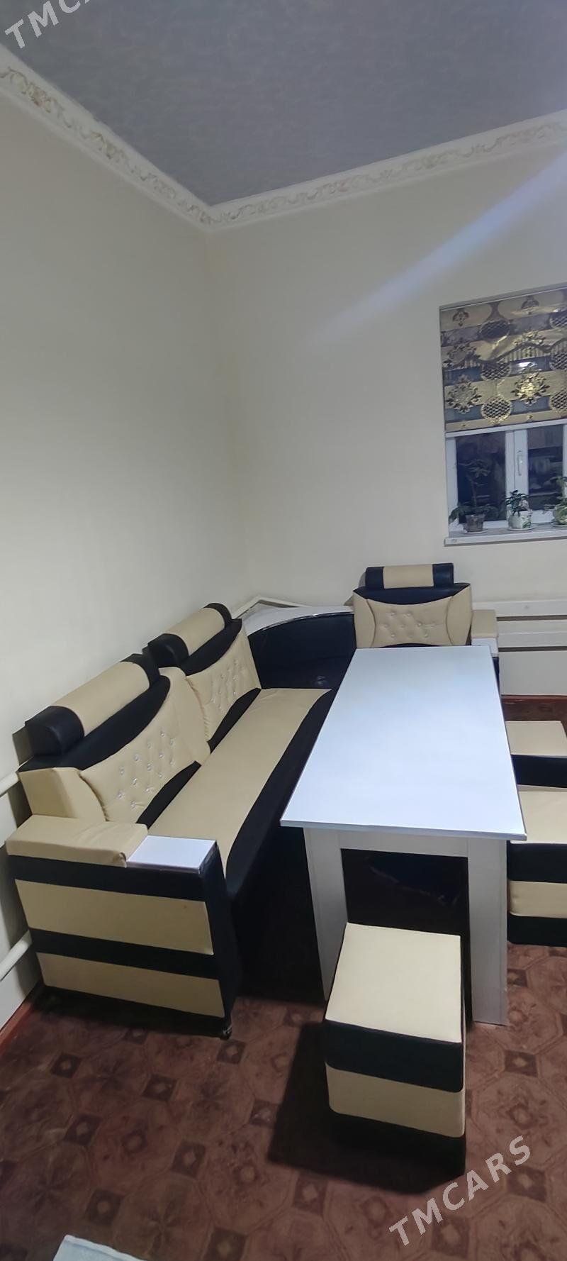 Ugalok stul - Болдумсаз - img 1