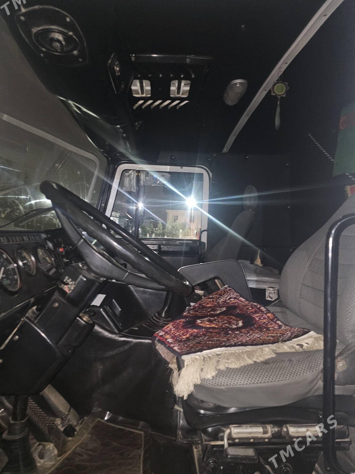 Maz Samosval 2004 - 300 000 TMT - Бузмеин - img 7