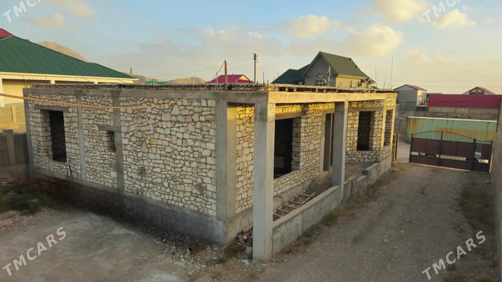 satlyk jay Nebitçi 25 - Балканабат - img 2