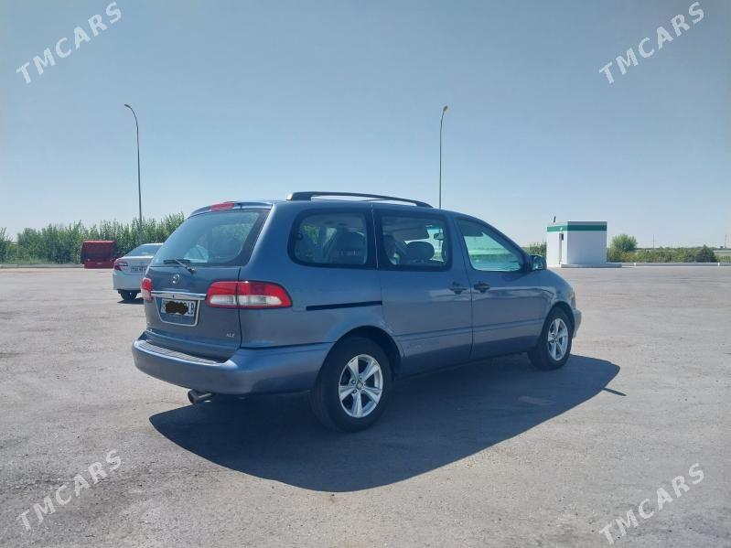 Toyota Sienna 2002 - 195 000 TMT - Халач - img 2
