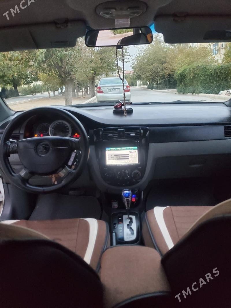 Daewoo Lacetti 2008 - 90 000 TMT - 30 мкр - img 10