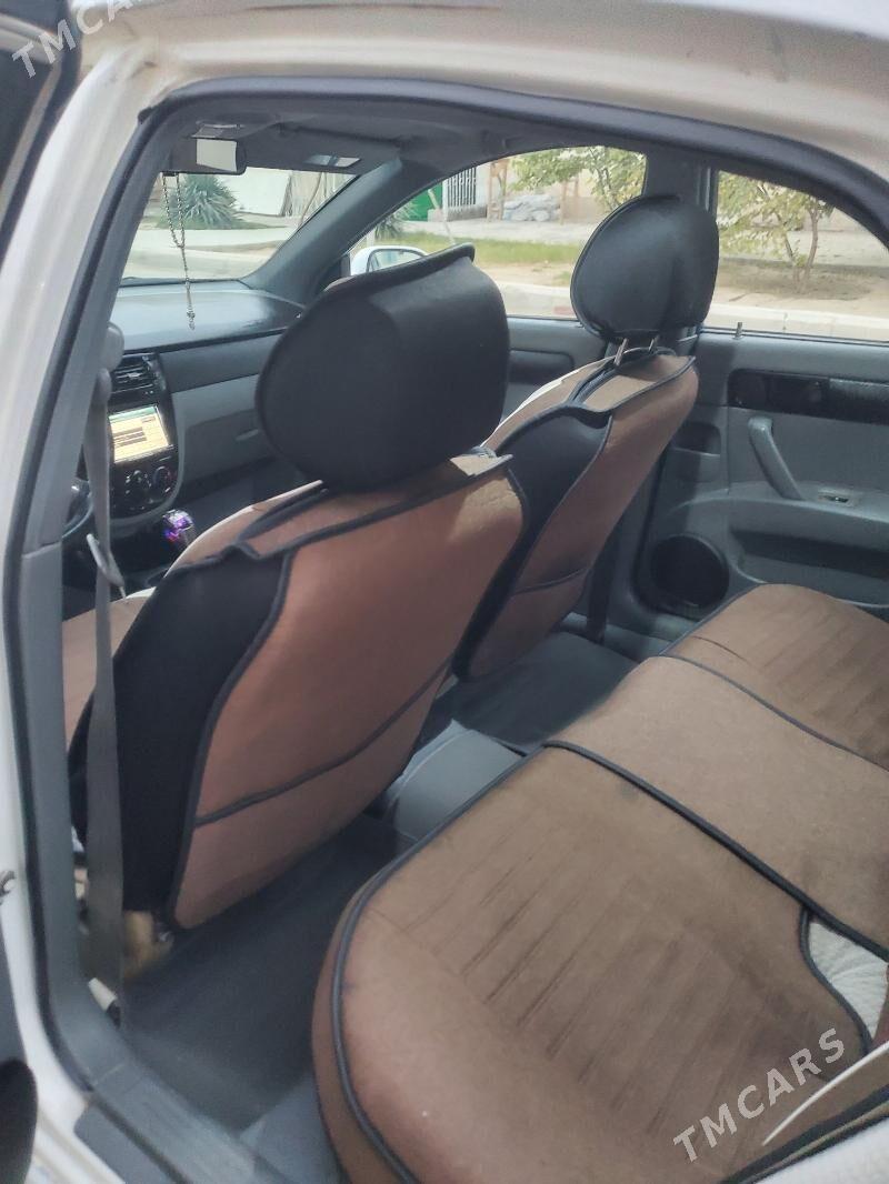 Daewoo Lacetti 2008 - 90 000 TMT - 30 мкр - img 6