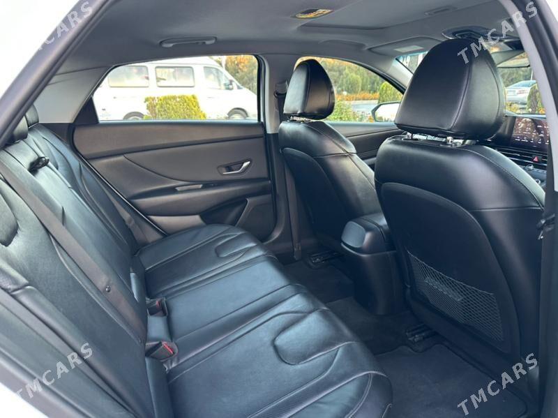 Hyundai Elantra 2022 - 315 000 TMT - Туркменабат - img 4