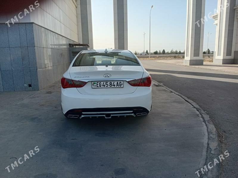 Hyundai Sonata 2011 - 165 000 TMT - Бузмеин - img 4