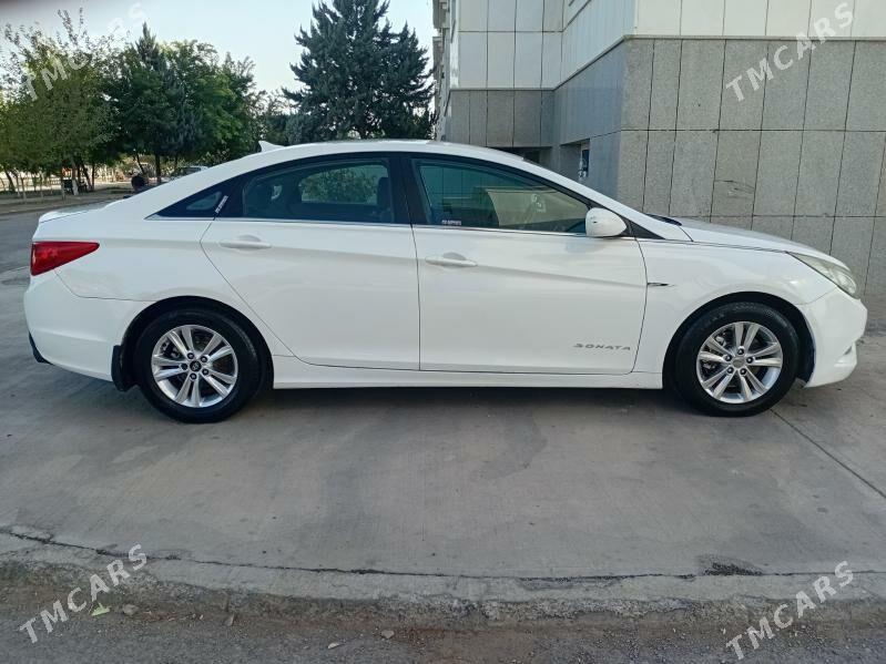 Hyundai Sonata 2011 - 165 000 TMT - Бузмеин - img 5