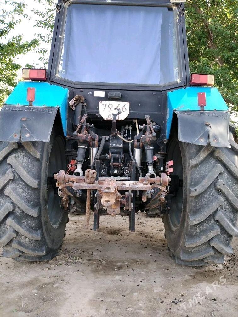 MTZ 82 2009 - 400 000 TMT - Garagum etraby - img 2
