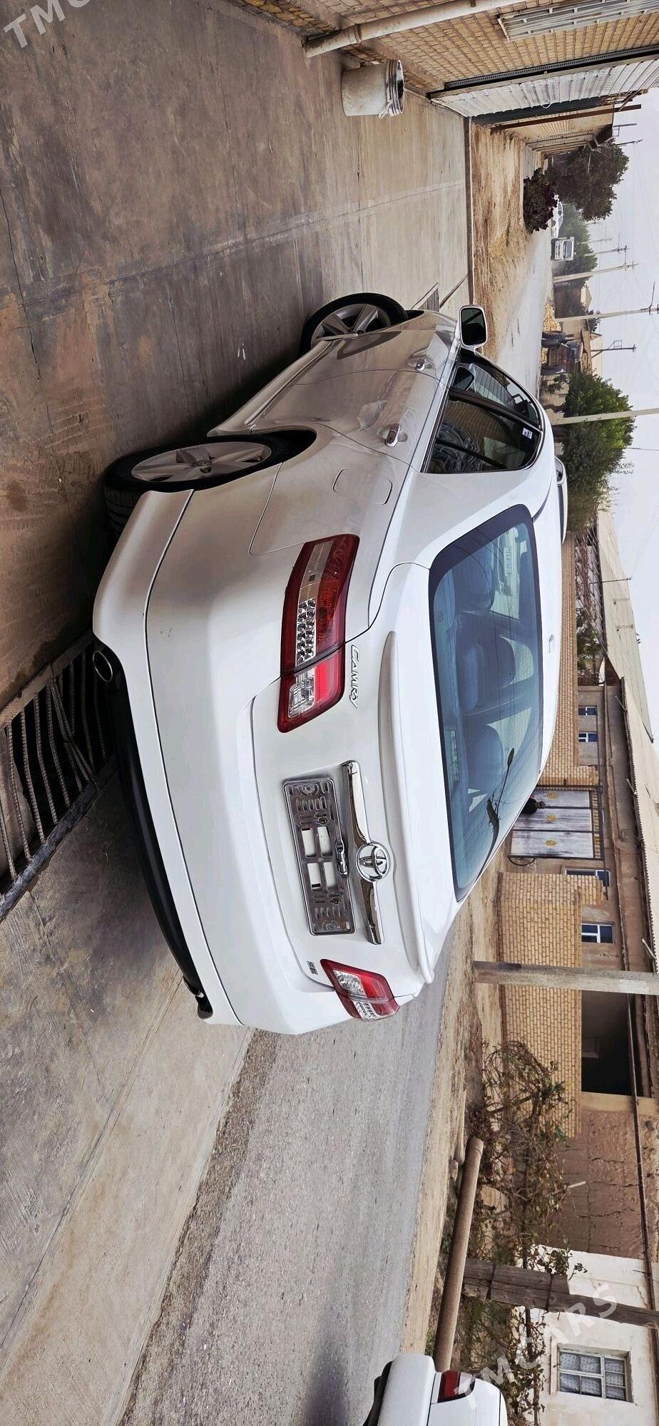 Toyota Camry 2009 - 210 000 TMT - Halaç - img 3