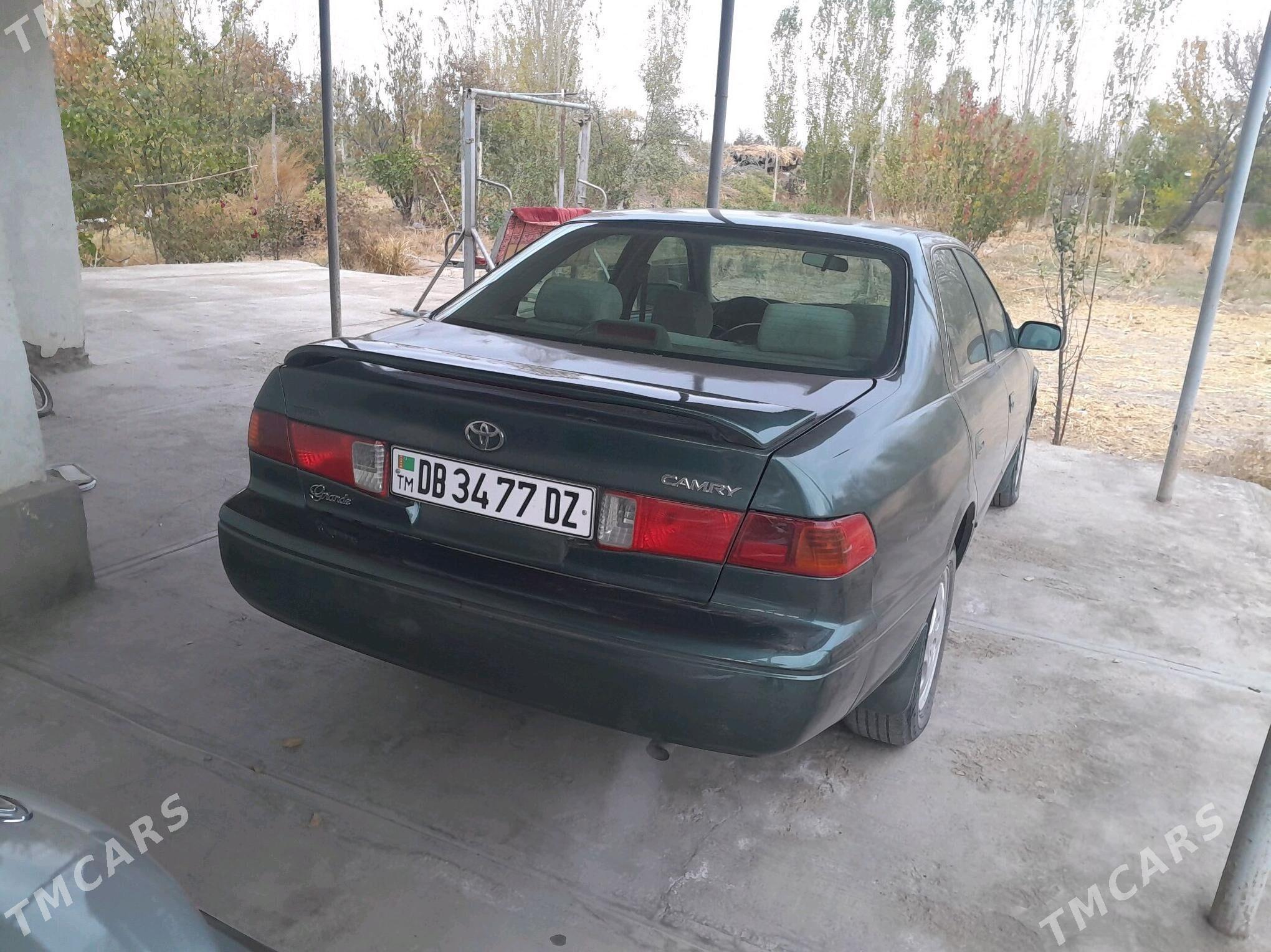 Toyota Camry 1999 - 130 000 TMT - Gubadag - img 2