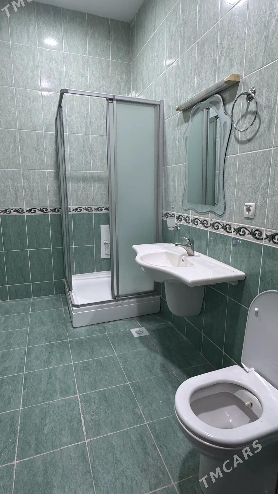 elitka eyesi obmen элитка - Moskowskiý köç. (10 ýyl abadançylyk şaýoly) - img 6