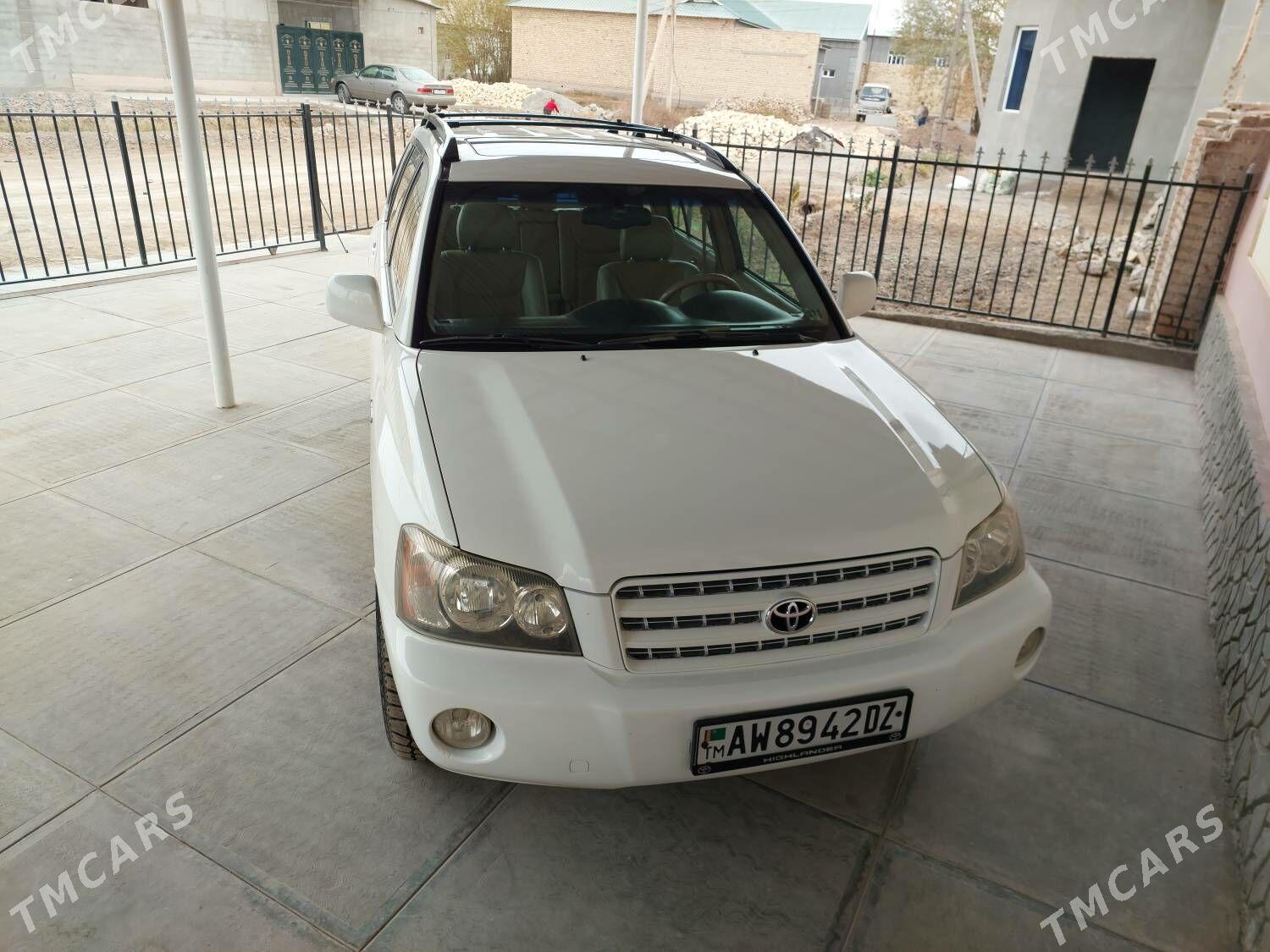 Toyota Highlander 2003 - 260 000 TMT - Кёнеургенч - img 2