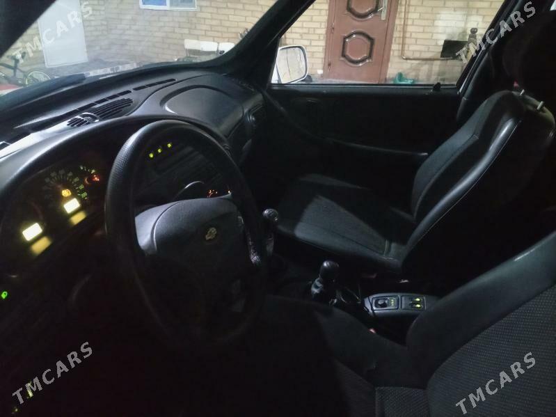 Lada Niva 2008 - 52 000 TMT - Сакар - img 10