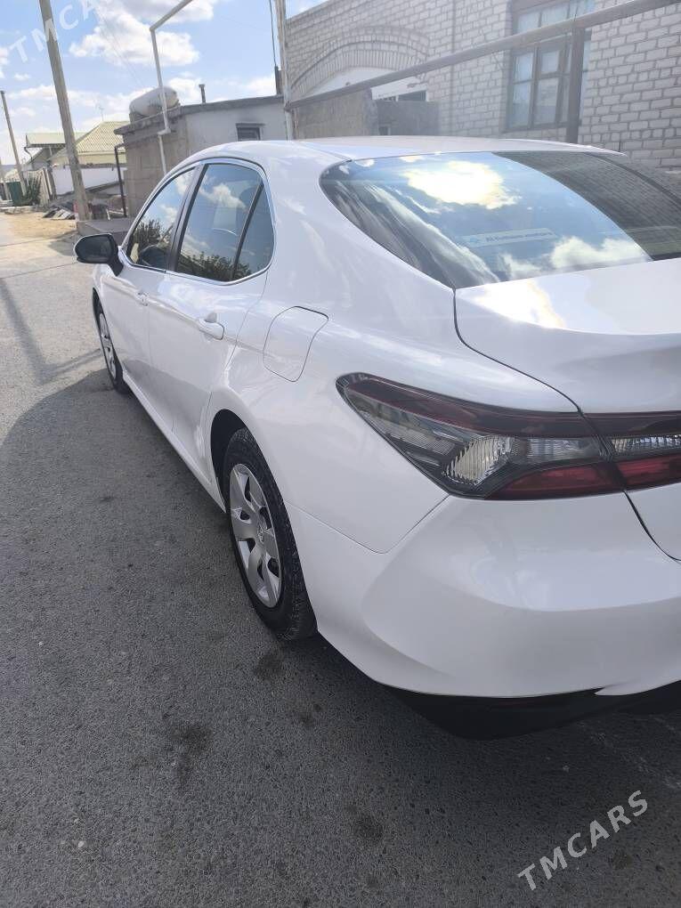 Toyota Camry 2021 - 230 000 TMT - Багир - img 4