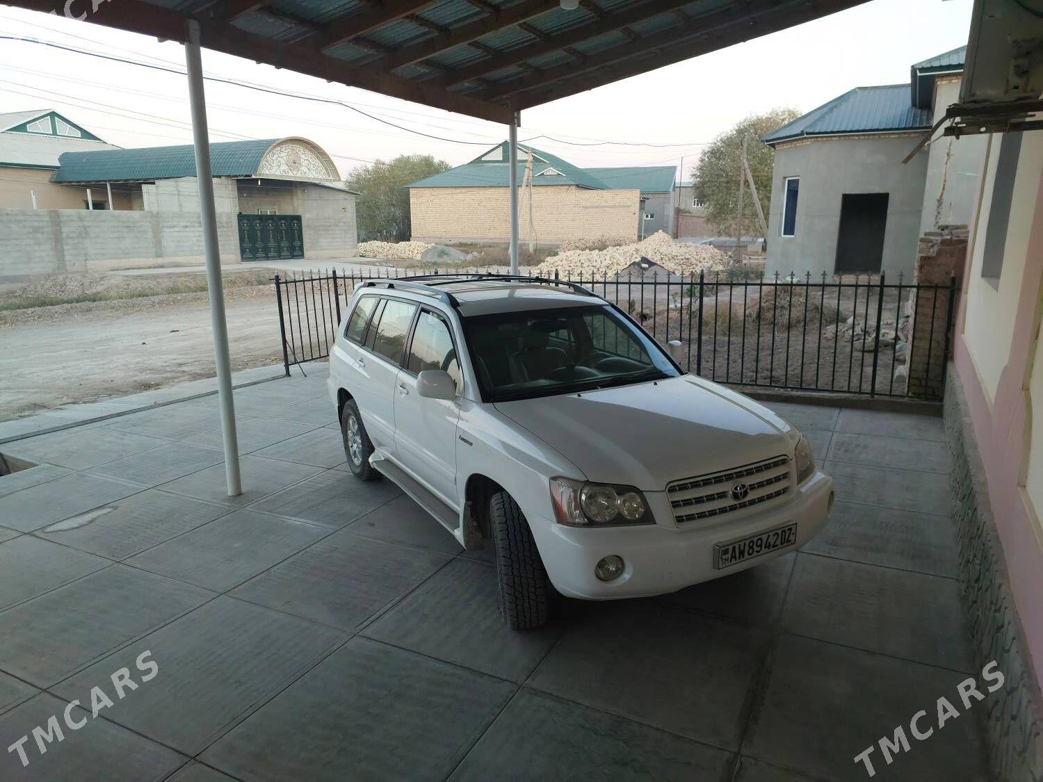 Toyota Highlander 2003 - 260 000 TMT - Кёнеургенч - img 5