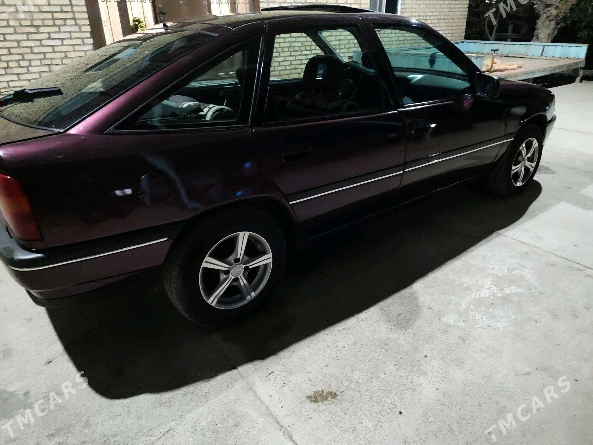 Opel Vectra 1991 - 30 000 TMT - Векильбазар - img 4