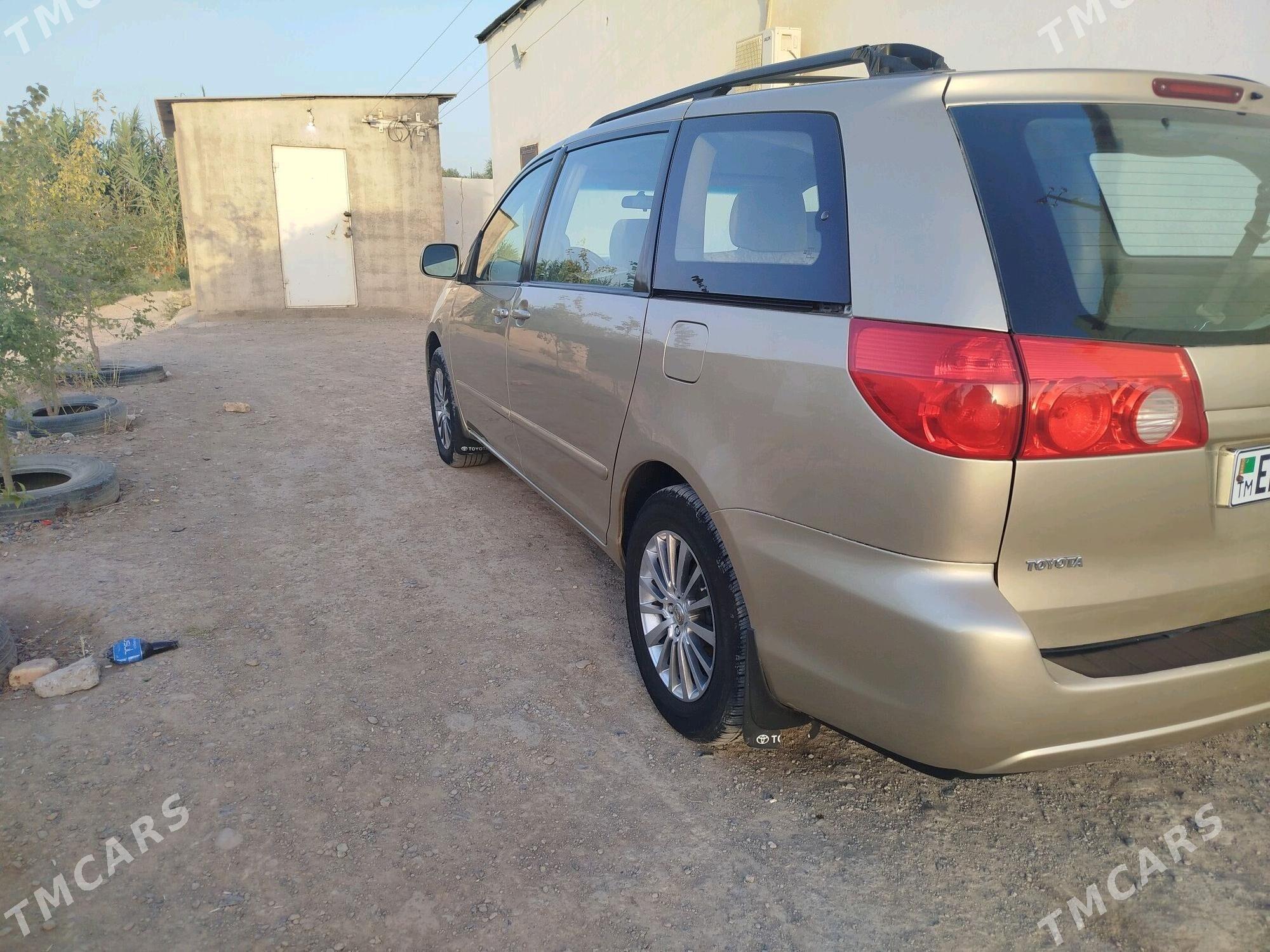 Toyota Sienna 2008 - 225 000 TMT - Tejen - img 3