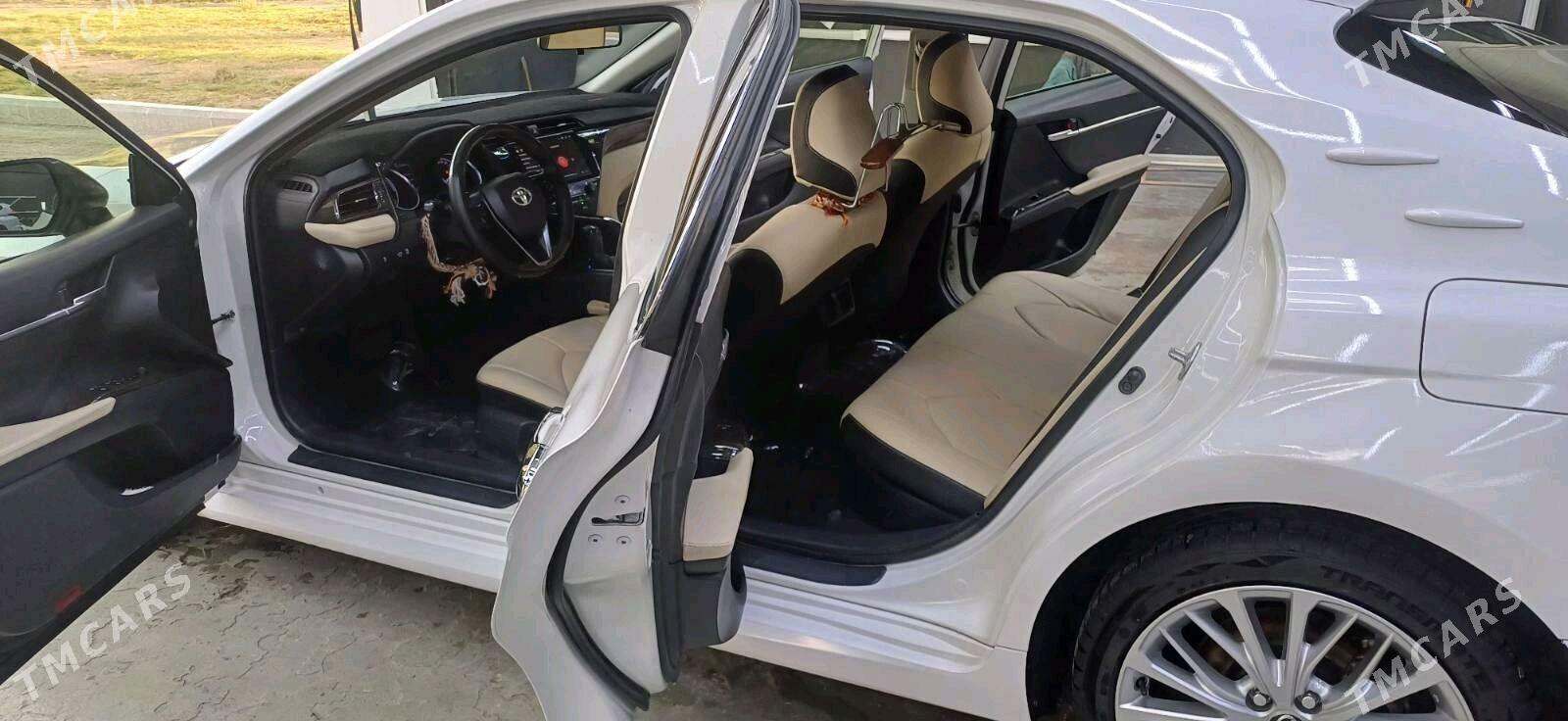 Toyota Camry 2020 - 228 000 TMT - Aşgabat - img 7