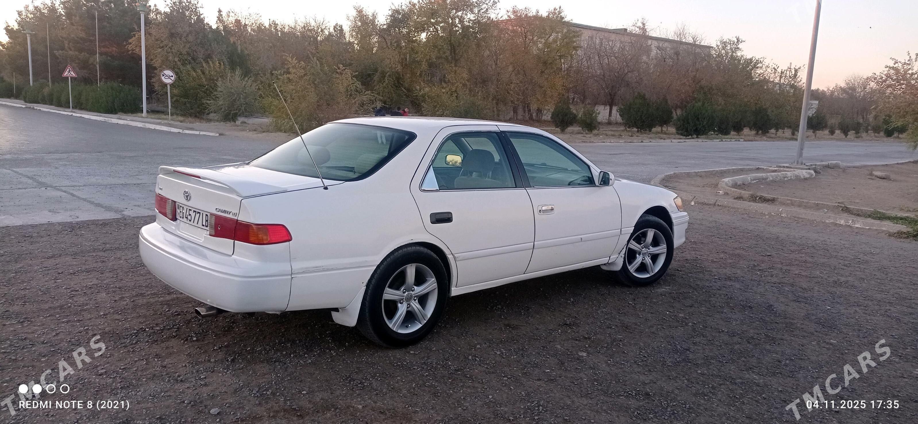 Toyota Camry 2000 - 140 000 TMT - Сейди - img 4