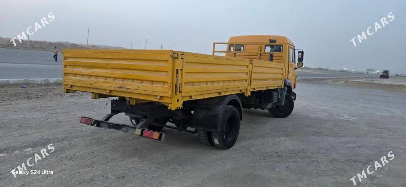 Kamaz Euro 3 2009 - 180 000 TMT - Köýtendag - img 3