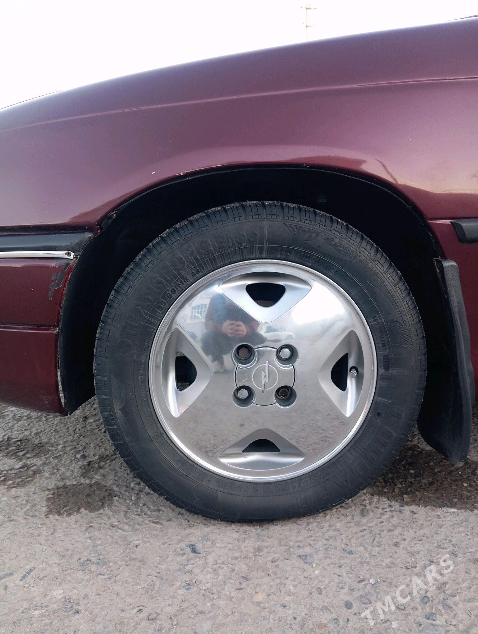 Opel Astra 1993 - 48 000 TMT - Мары - img 4