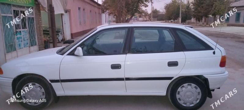 Opel Astra 1992 - 43 000 TMT - Мургап - img 2