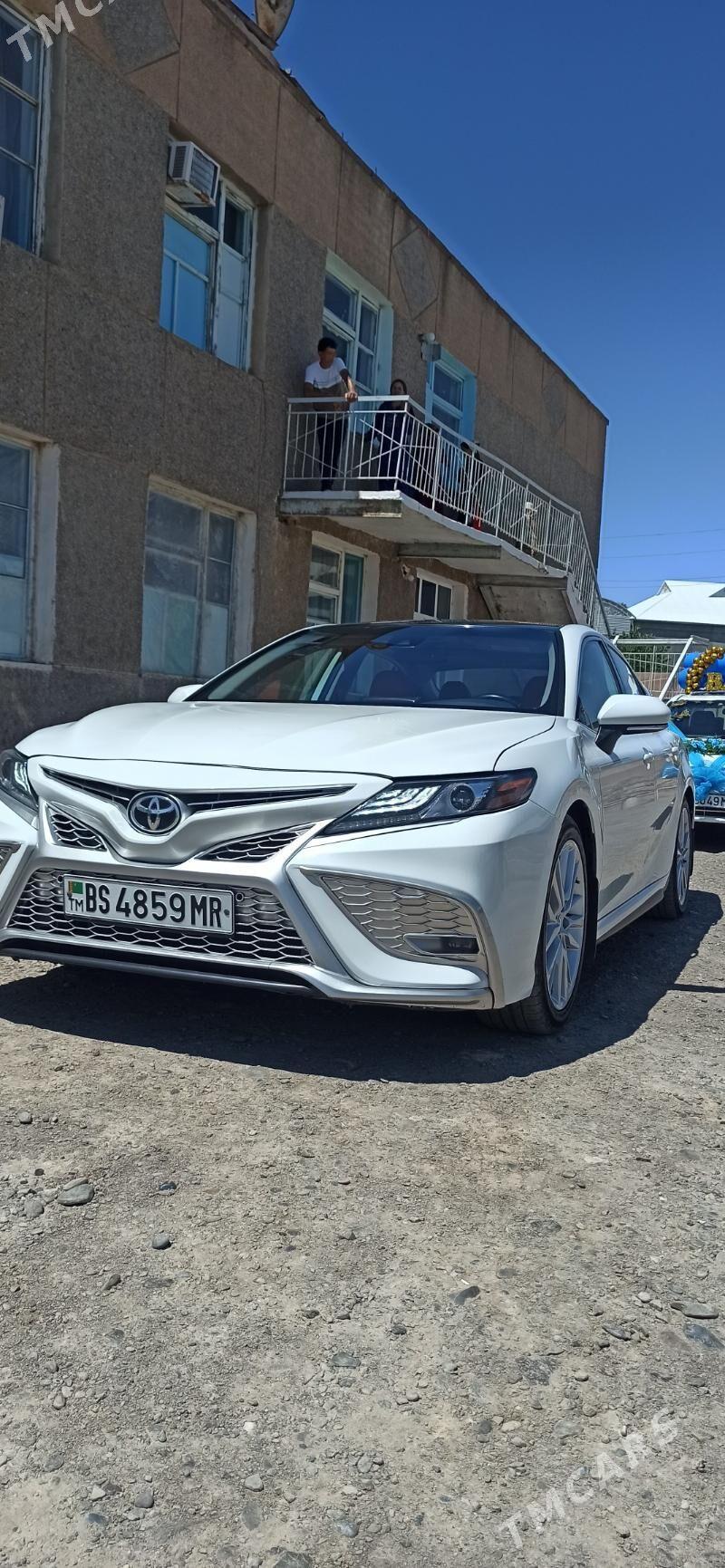 Toyota Camry 2020 - 330 000 TMT - Ёлётен - img 1