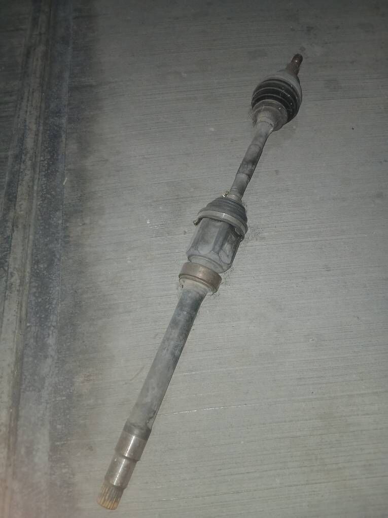 Granat Lexus es 2010 900 TMT - Херрикгала - img 2