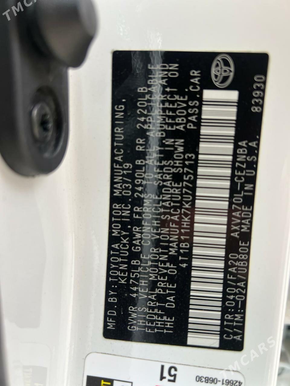 Toyota Camry 2019 - 305 000 TMT - Aşgabat - img 9