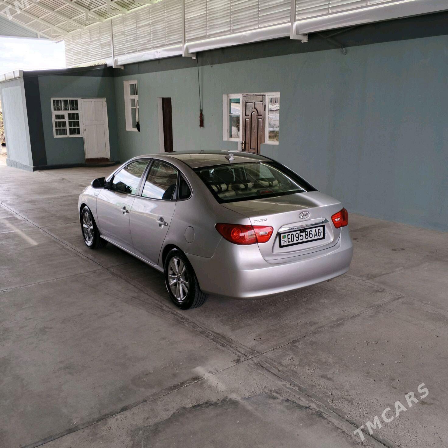 Hyundai Elantra 2010 - 134 000 TMT - Ашхабад - img 6