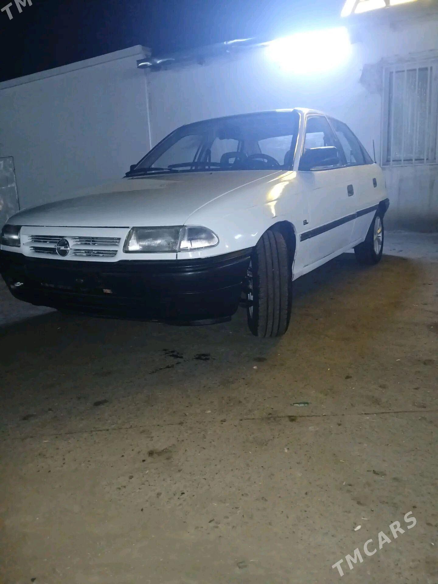 Opel Astra 1992 - 35 000 TMT - Дашогуз - img 3