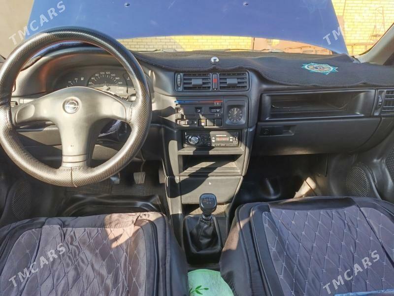 Opel Vectra 1992 - 48 000 TMT - Sakarçäge - img 2