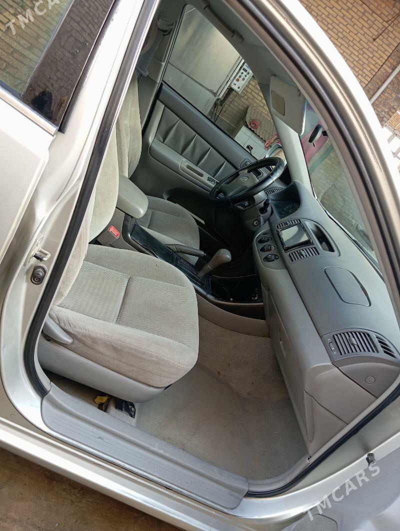 Toyota Camry 2004 - 180 000 TMT - Сакар - img 7